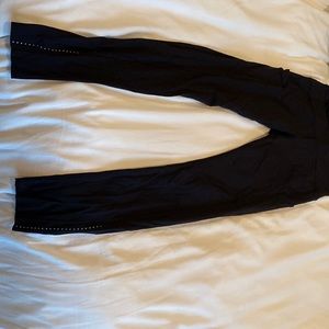 Black lululemon leggings